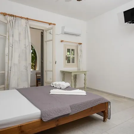 Naxos Harmony Aparthotel Kastraki (Naxos)